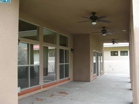 40744 Cherokee Oaks Dr, Three Rivers, CA 93271 photo 6