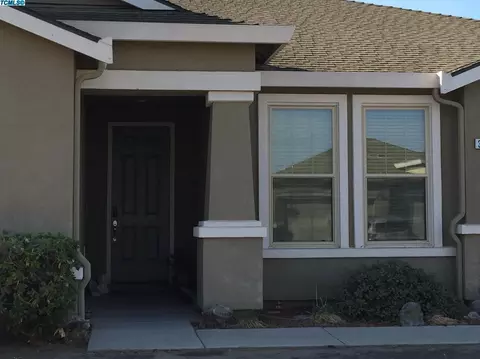 3813 E Seeger Ave, Visalia, CA 93292 photo 2
