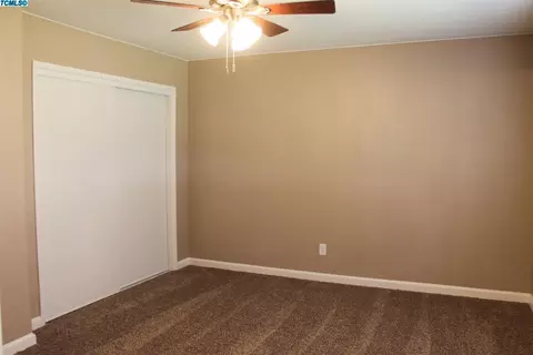 463 E Sandra Ave, Tulare, CA 93274 photo 15