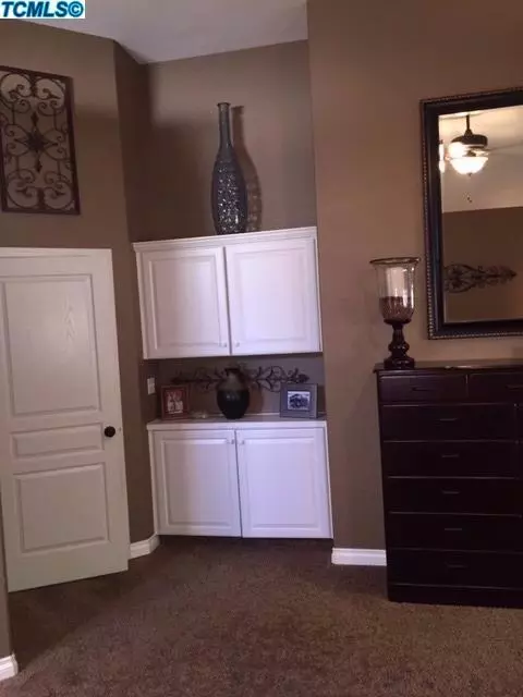 1410 E Parkview Ct, Visalia, CA 93292 photo 27