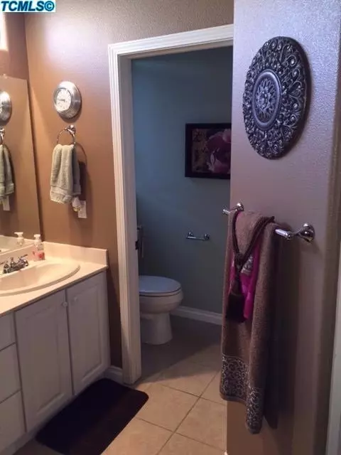 1410 E Parkview Ct, Visalia, CA 93292 photo 31