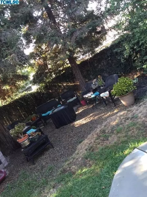1410 E Parkview Ct, Visalia, CA 93292 photo 35