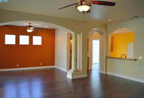 1898 N Filbert Ave, Clovis, CA 93619 photo 7