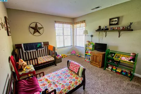 33246 Globe Dr, Springville, CA 93265 photo 16