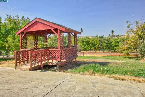33246 Globe Dr, Springville, CA 93265 photo 28