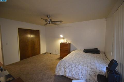 1740 E Seeger Ct, Visalia, CA 93292 photo 10