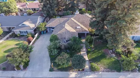 3035 E Sycamore Ave, Visalia, CA 93292 photo 5