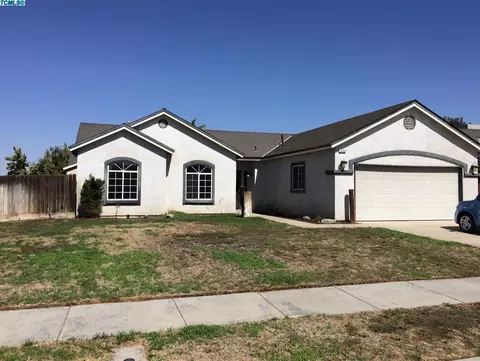 1480 Bay St, Lemoore, CA 93245 photo 1