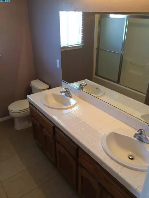 1480 Bay St, Lemoore, CA 93245 photo 17