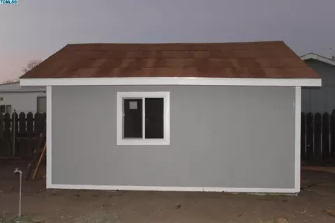 25719 Hypericum St, Visalia, CA 93292 photo 9