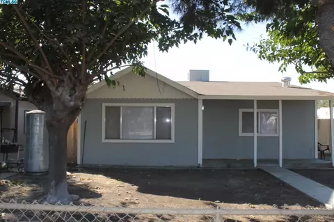 25719 Hypericum St, Visalia, CA 93292 photo 1