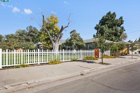 301 N Kaweah Ave, Exeter, CA 93221 photo 4