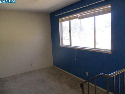 127 E Spruce Ave, Lemoore, CA 93245 photo 19