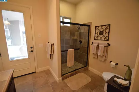 218 E Arlen Ave, Visalia, CA 93277 photo 25