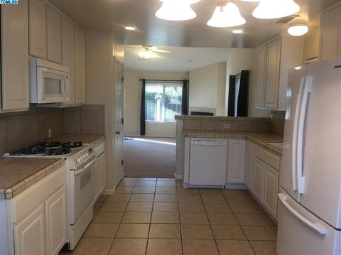 4043 E Stapp Ct, Visalia, CA 93292 photo 10