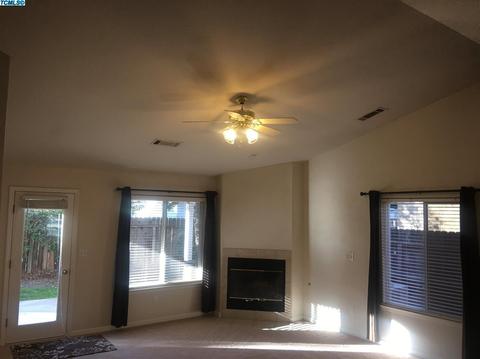 4043 E Stapp Ct, Visalia, CA 93292 photo 13