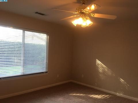 4043 E Stapp Ct, Visalia, CA 93292 photo 33