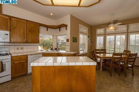 42128 Black Oak Dr, Three Rivers, CA 93271 photo 4
