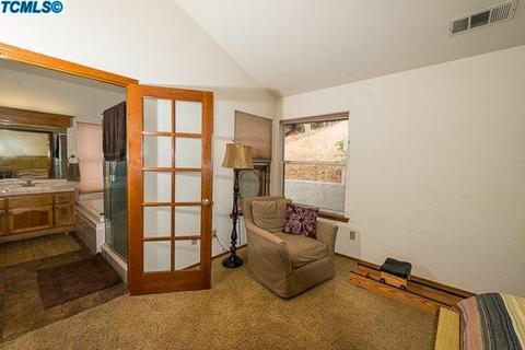 42128 Black Oak Dr, Three Rivers, CA 93271 photo 9