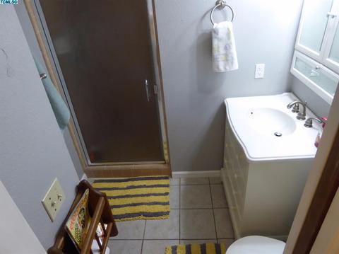 805 E Inyo Ave, Tulare, CA 93274 photo 16