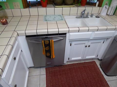 805 E Inyo Ave, Tulare, CA 93274 photo 12