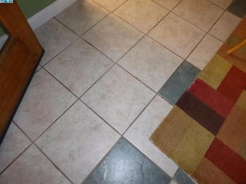 805 E Inyo Ave, Tulare, CA 93274 photo 14