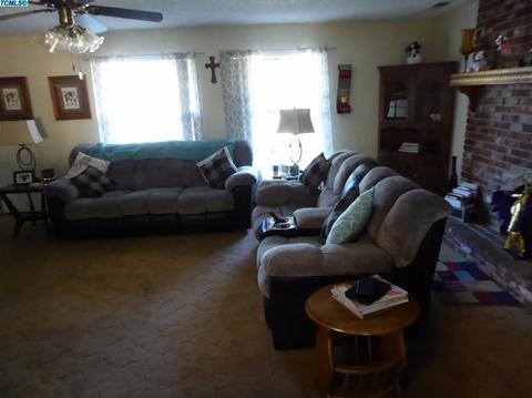 805 E Inyo Ave, Tulare, CA 93274 photo 8