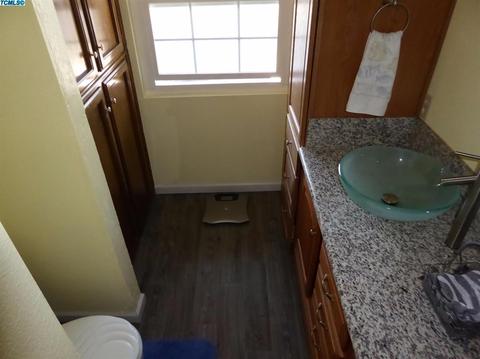 805 E Inyo Ave, Tulare, CA 93274 photo 29