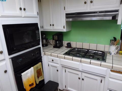 805 E Inyo Ave, Tulare, CA 93274 photo 11