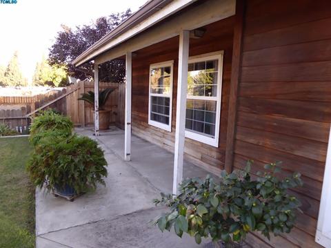805 E Inyo Ave, Tulare, CA 93274 photo 5