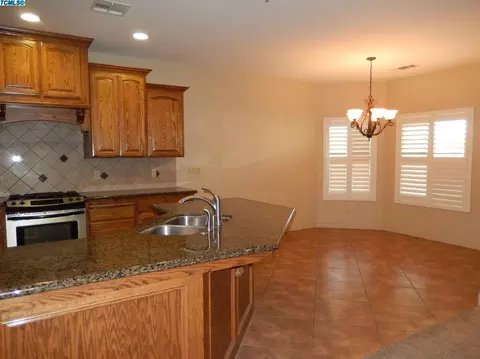 3230 N Anderson Rd, Exeter, CA 93221 photo 7