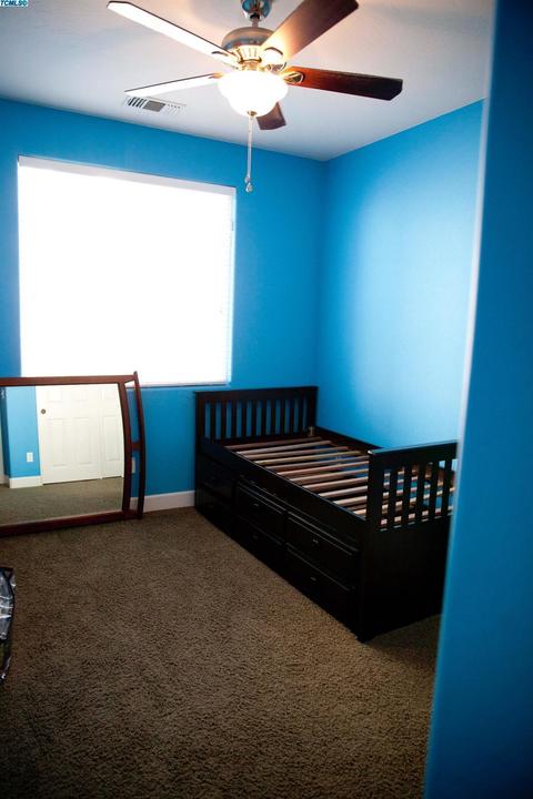 235 Hampton St, Tulare, CA 93274 photo 14