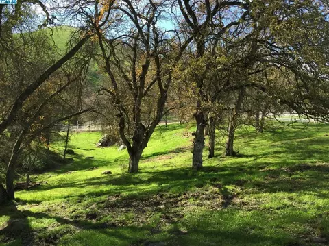 35620 Yokohl Valley Dr, Exeter, CA 93221 photo 29