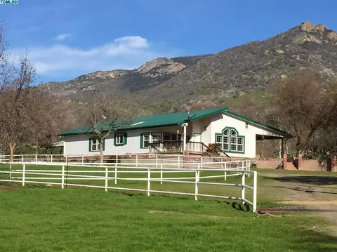35620 Yokohl Valley Dr, Exeter, CA 93221 photo 4