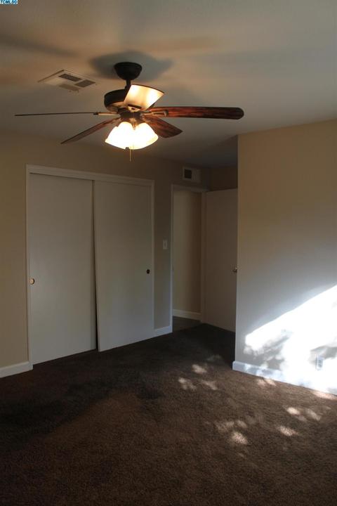 447 E Gail Ave, Tulare, CA 93274 photo 16