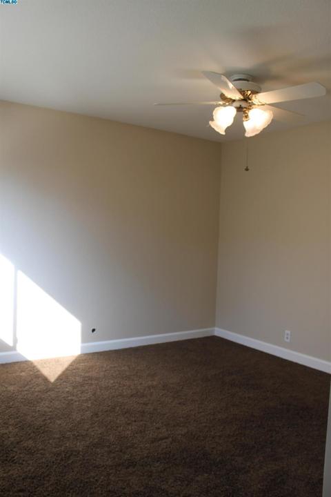 447 E Gail Ave, Tulare, CA 93274 photo 11