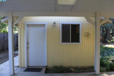 447 E Gail Ave, Tulare, CA 93274 photo 23