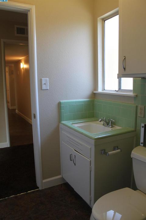 447 E Gail Ave, Tulare, CA 93274 photo 18