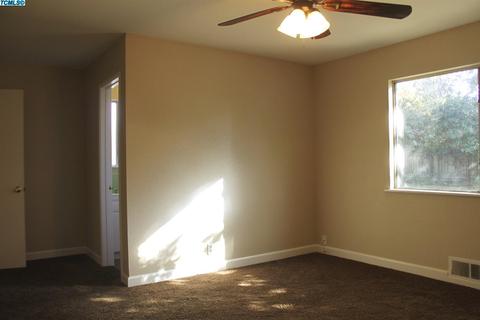 447 E Gail Ave, Tulare, CA 93274 photo 15