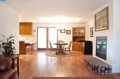 802 N B St, Exeter, CA 93221 photo 10