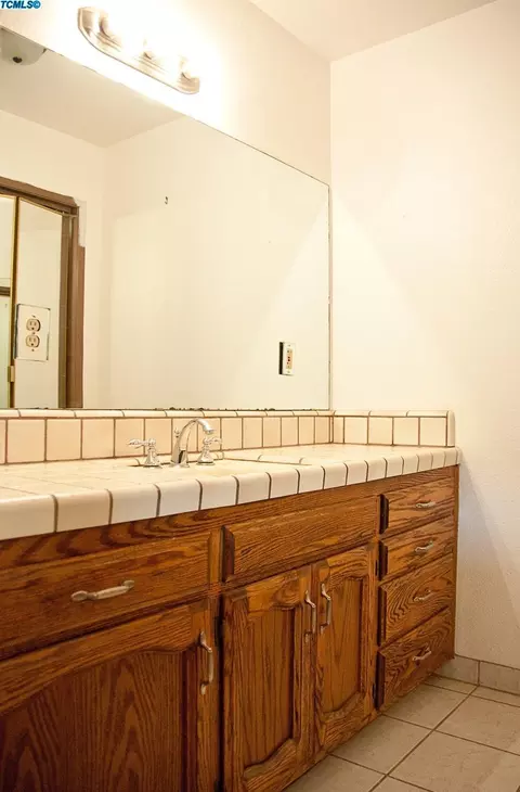 802 N B St, Exeter, CA 93221 photo 26