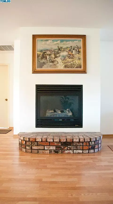 802 N B St, Exeter, CA 93221 photo 12