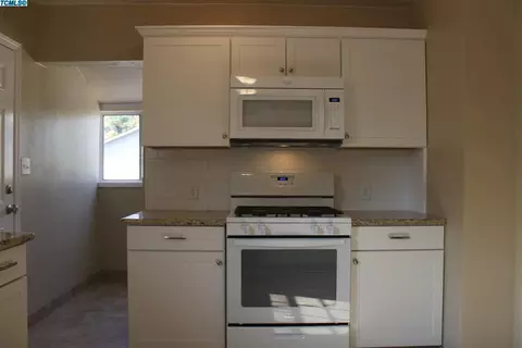 212 Dolores Ave, Exeter, CA 93221 photo 9