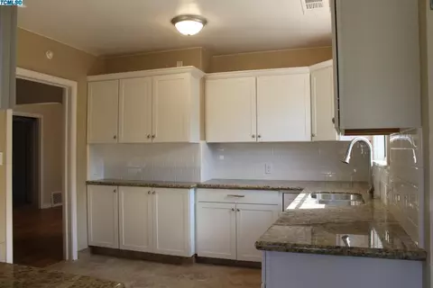 212 Dolores Ave, Exeter, CA 93221 photo 7