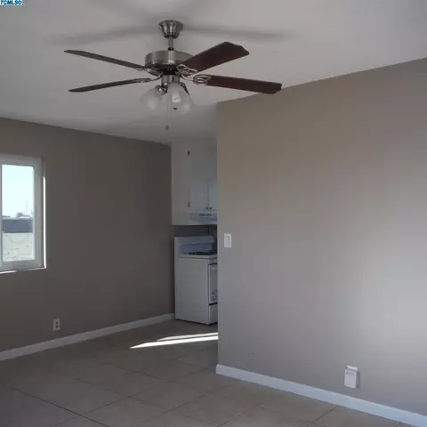 2770 Olympic Ave, Corcoran, CA 93212 photo 4