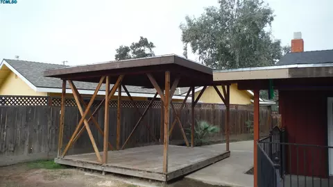 415 E Laura, Visalia, CA 93277 photo 7