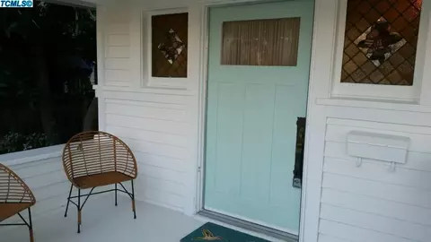 550 S E St, Exeter, CA 93221 photo 2