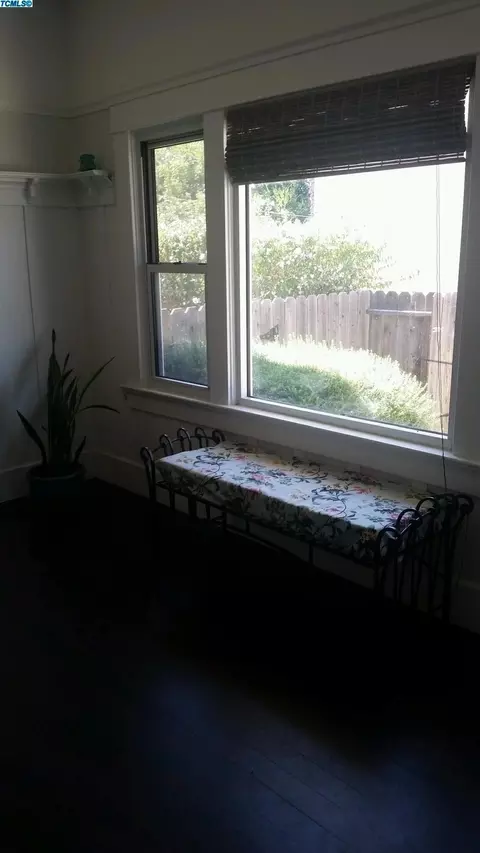 550 S E St, Exeter, CA 93221 photo 3