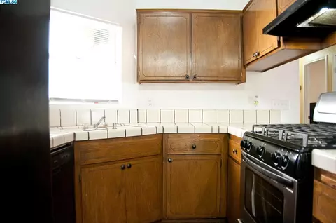 1336 E Sunnyview Ave, Visalia, CA 93292 photo 13