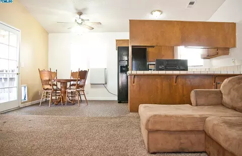 1336 E Sunnyview Ave, Visalia, CA 93292 photo 7